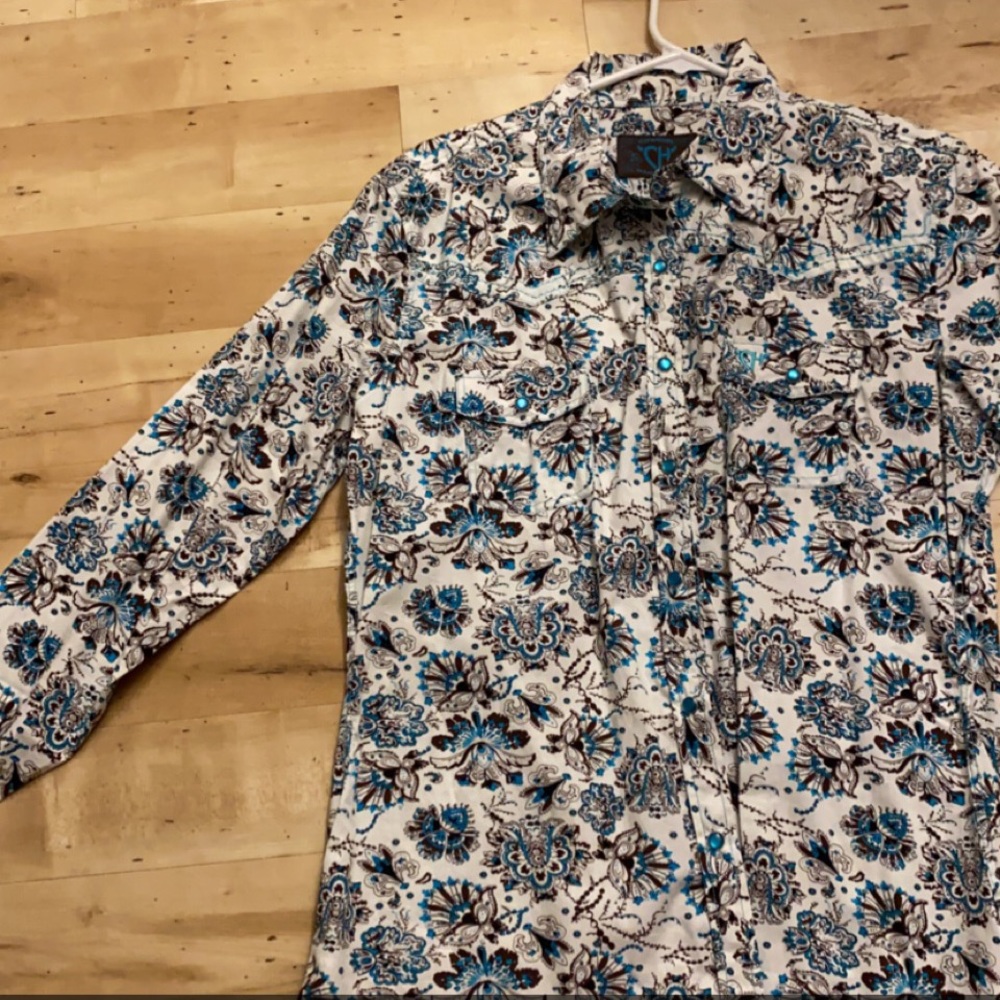 Women’s button down shirt
